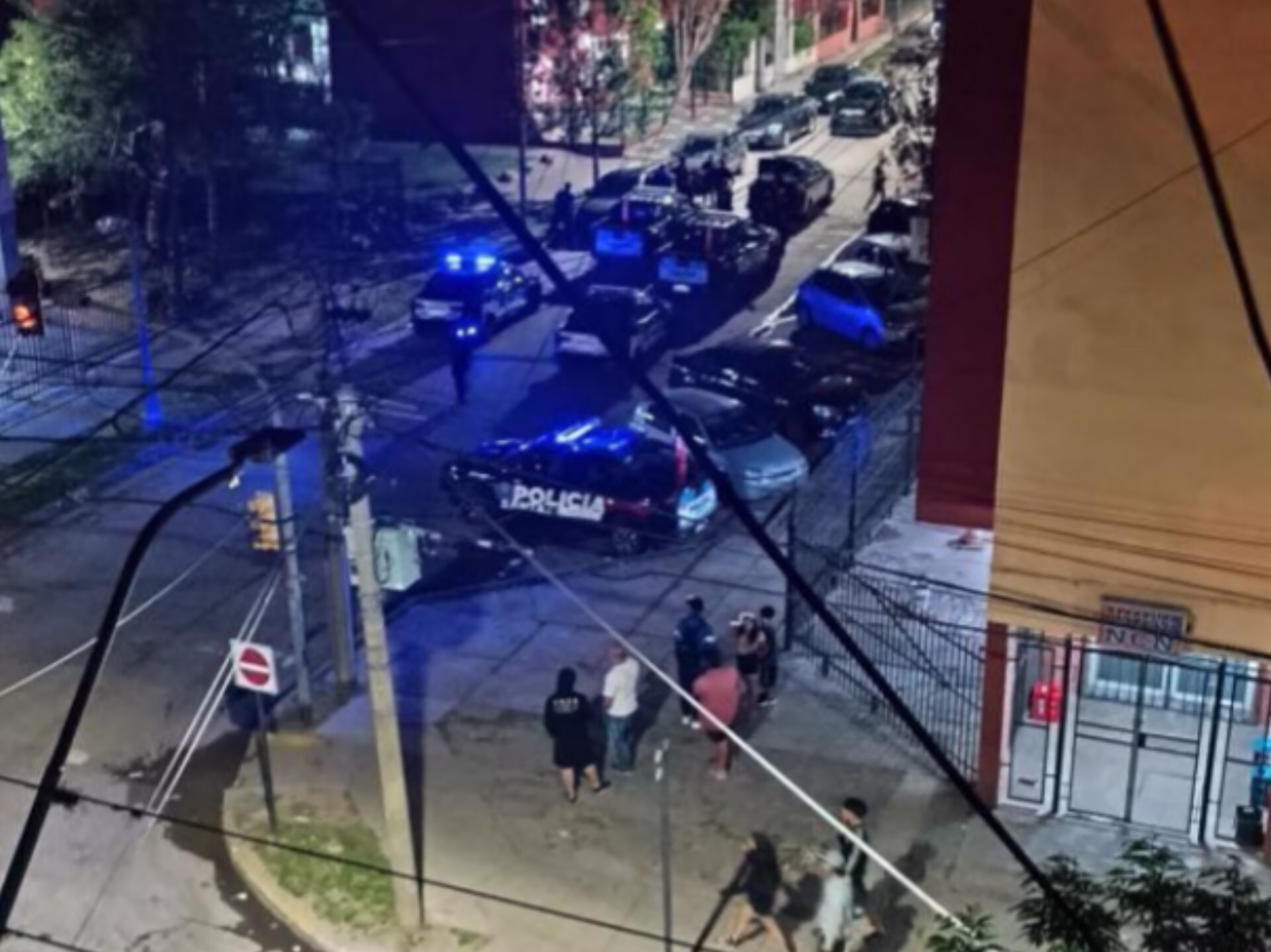 NOCHE CON INCIDENTES EN LAS FLORES 2 👀