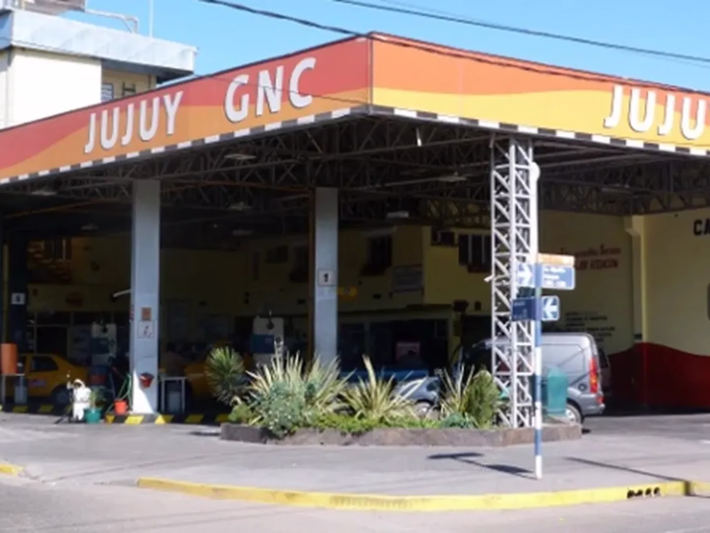 JUJUY: paró a mear en una gnc y le robaron 90 palos 💸