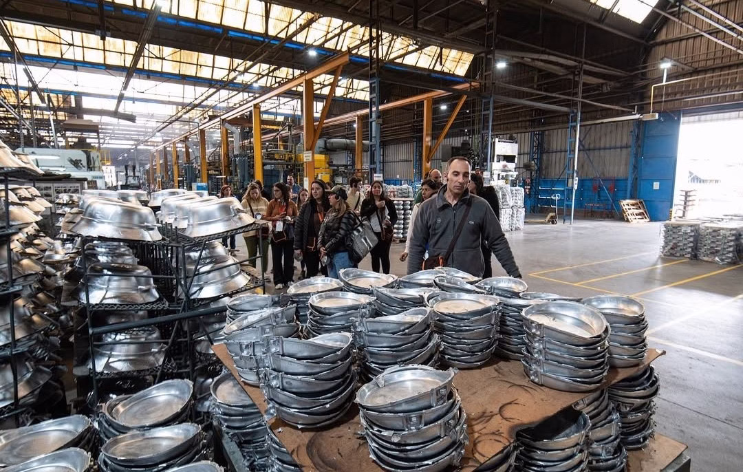 Essen recortó producción y despidió a 30 empleados en Venado Tuerto 😔🏭