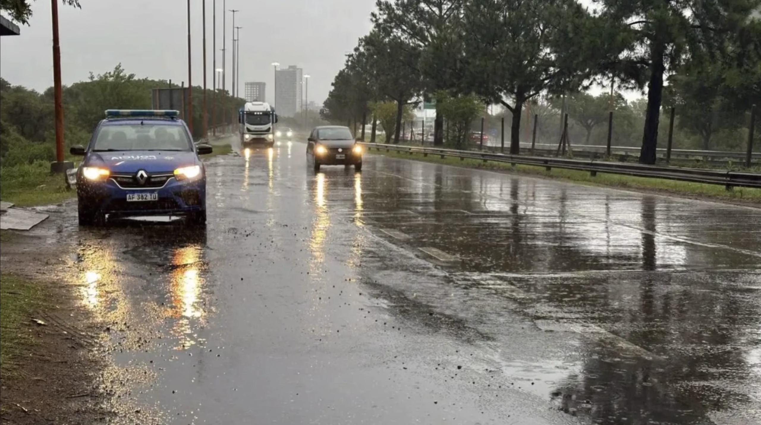 Volvía de trabajar y falleció frente a la garita de la 168, hay malestar en la familia