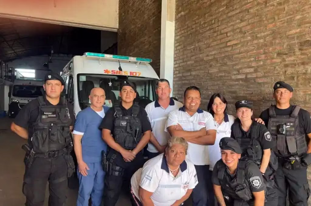 VENADO TUERTO: Le salvaron la vida policías, y médicos actuaron a tiempo 🚑💙