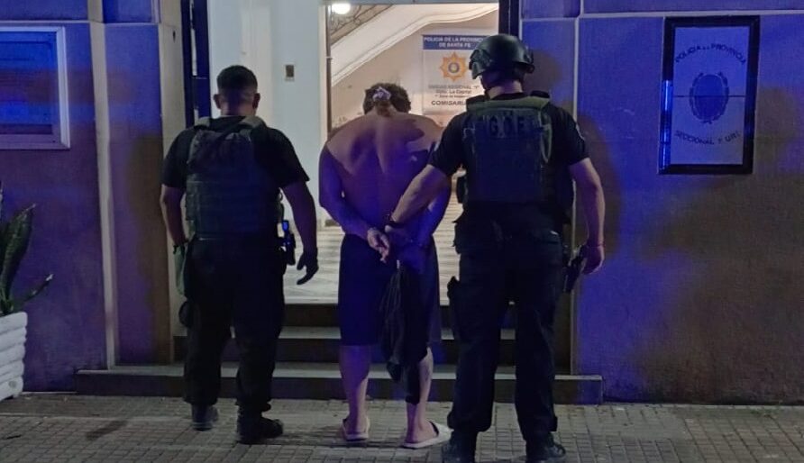 Noche de terror en Colastiné Norte: se atrincheró con sus hijos y lo redujeron a la fuerza 🔪🏠